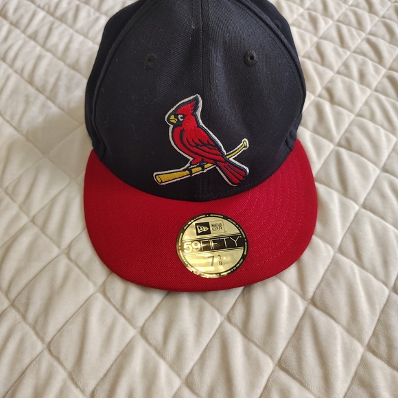New Era Black and Red Cardinal Hat - Picture 4 of 11